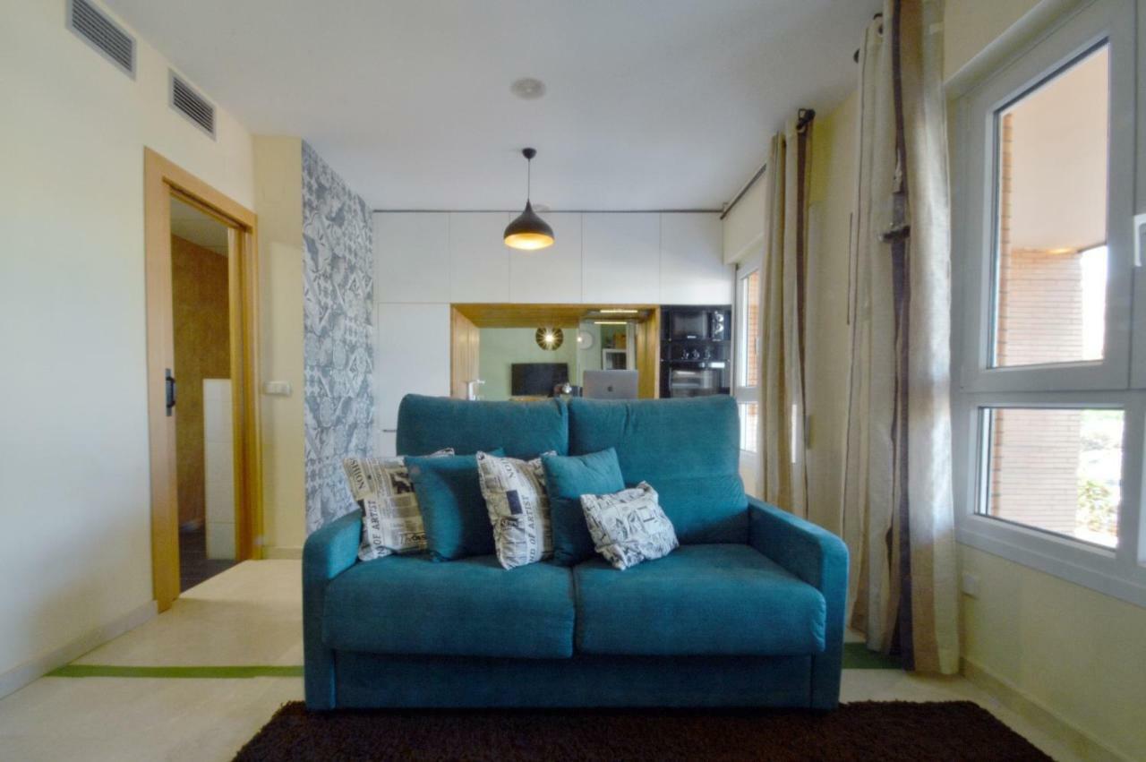 Moderno Apartamento Frente A La Playa Y El Centro Appartement Almería Buitenkant foto