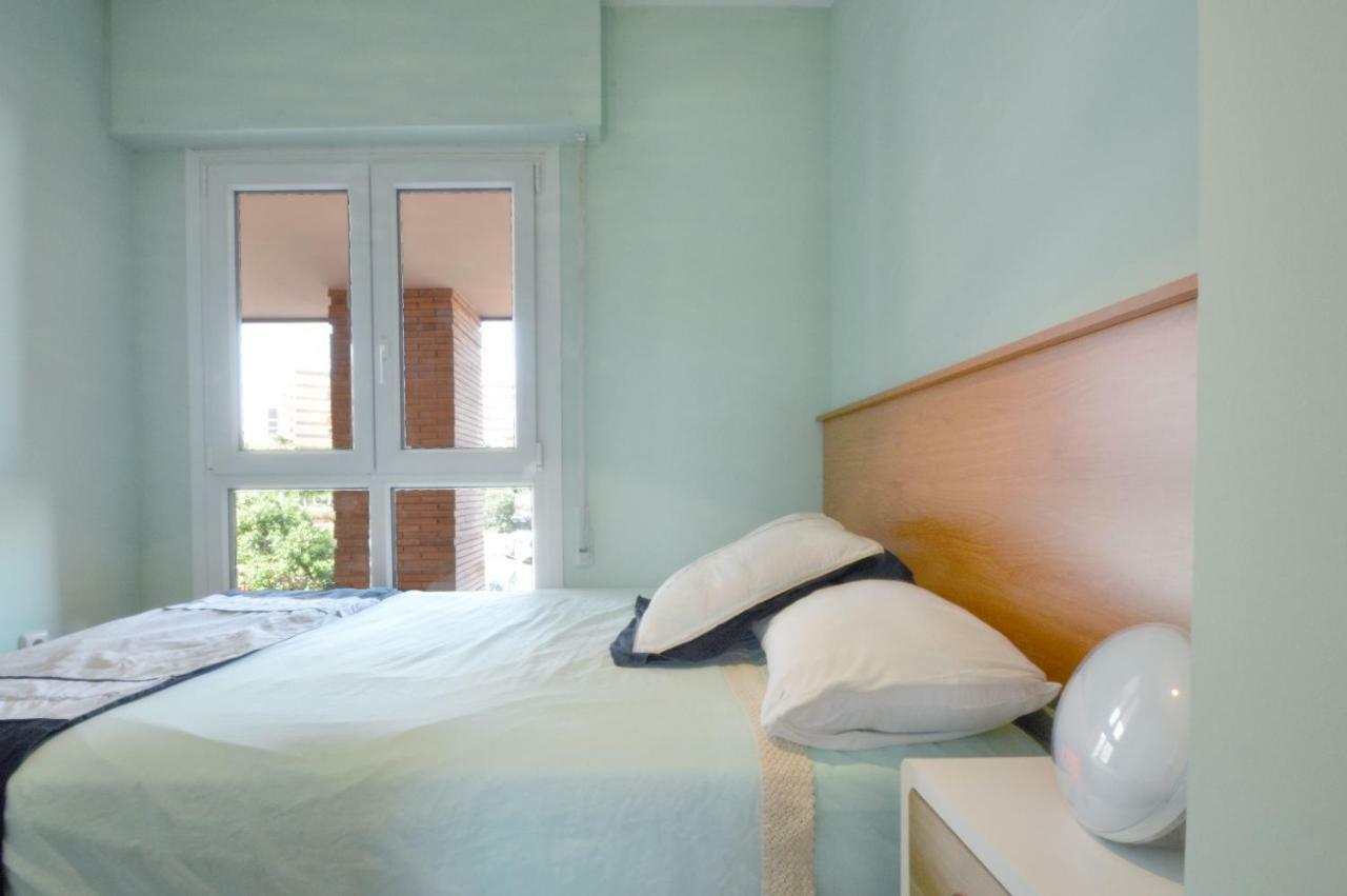 Moderno Apartamento Frente A La Playa Y El Centro Appartement Almería Buitenkant foto